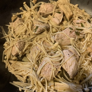 フライパンひとつで♪豚ヒレ肉とエノキの生姜醤油煮